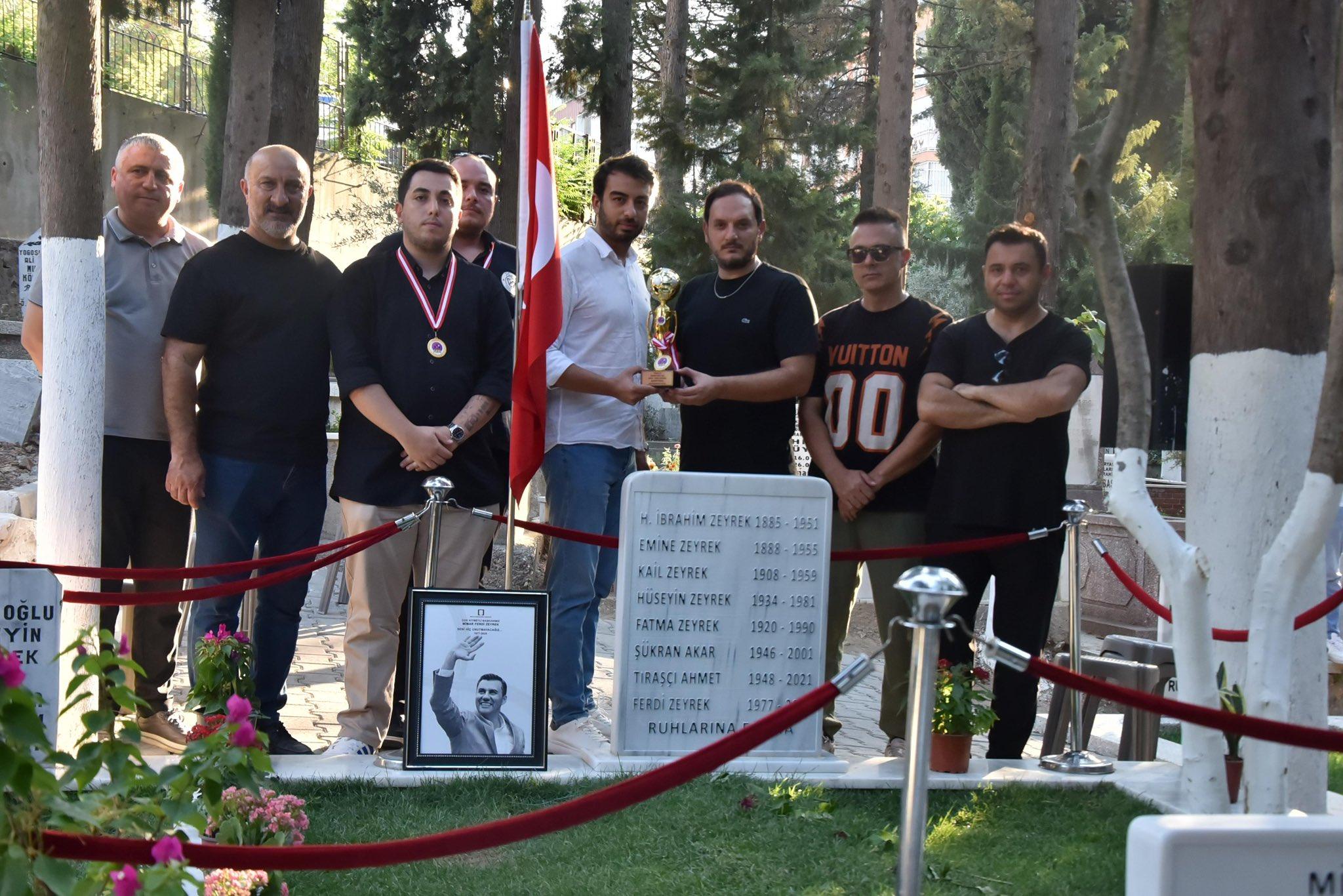 Şampiyonluk Kupası Başkanımıza Emanet… 🏆